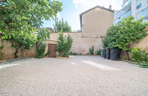 Les Poulettes Apartamento | La Maison Gratte Ciel-Appartement Paris-Jardin