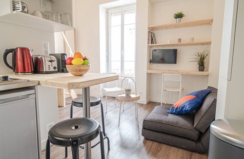 Les Poulettes Apartamento | La Maison Gratte Ciel-Appartement Londres-Jardin