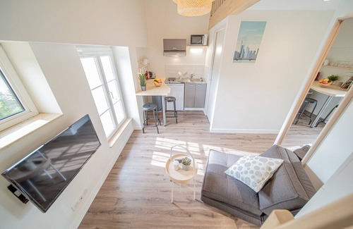Les Poulettes Apartamento | La Maison Gratte Ciel-Appartement Francfort Jardin