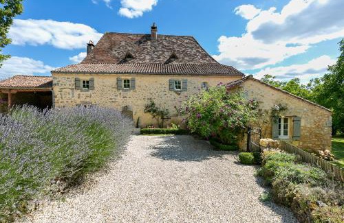 Pontours Casa | La Maison Louverie