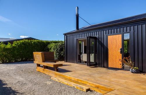 Martinborough Casa | La Maison Noir