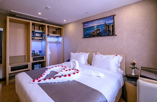 Nairobi West Hotel | LA MAISON ROYALE - SOUTH C