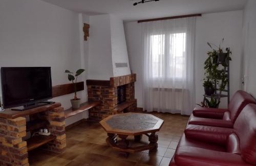 Montois-la-Montagne Casa | La maison verte