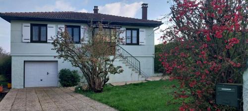 Montois-la-Montagne Casa | La maison verte