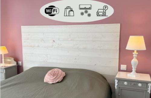 Montargis Apartamento | La maison Virginie appartements climatisés de 1 à 5 pers cosy central parking gratuit linge fibre proximité port lac canal piscine