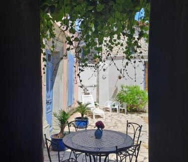 Sainte-Valiere Casa | La maisonnette avec SPA, PISCINE et CLIMATISATION
