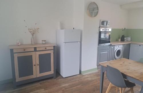 Isigny-le-Buat Apartamento | La Mancelliere
