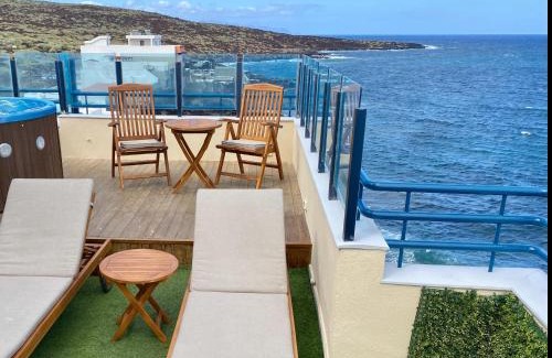 Bocacangrejo Casa | La Mar Loft Apartment with Hot Tub