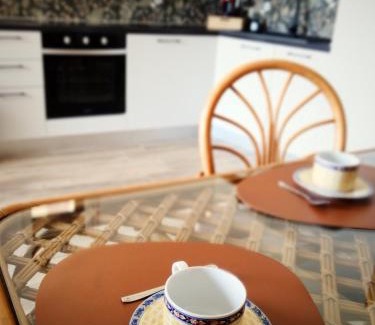 Palermo Apartamento | La Maschera di Giano 1