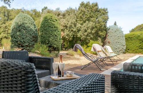 Bonnieux Villa | La Mathilde - Premium Pool Villa Private Tree-Top Adventure