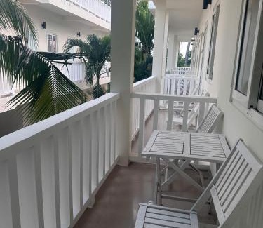 East Ham Tien Beach Hotel | La Mer Mũi Né Hotel