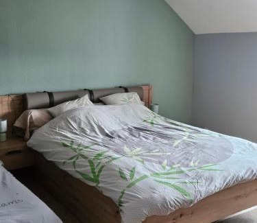 Mars-sur-Allier Casa | LA MEUTE