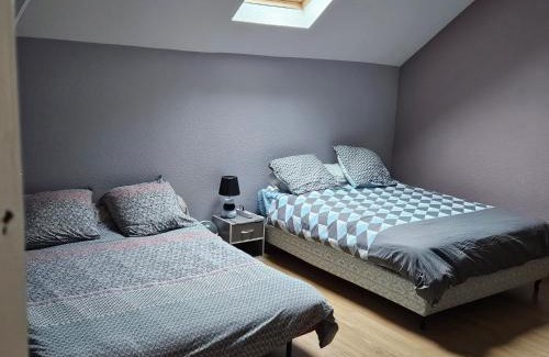 Mars-sur-Allier Casa | LA MEUTE