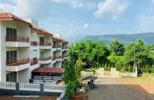 Karjat Cabina | La Mira Casa Karjat