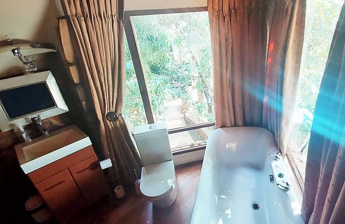 Hartbeespoort Casa | La Montagne Guest Lodge