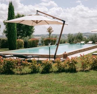 Ostra Vetere Cama Y Desayuno | La Monteduccia