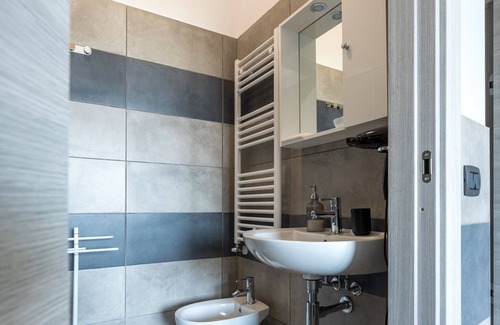 Caselle Torinese Casa | La Montrucca camere