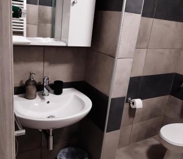 Caselle Torinese Casa | La Montrucca Camere