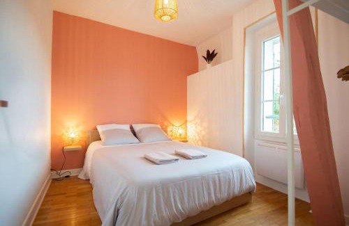 Appoigny Apartamento | La Motte Bridard - 2 chambres - 1 canapé-lit - Parking - Jardin