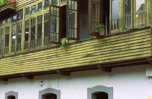 Barzana Casa | La Naranxa