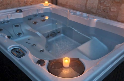 Gauriaguet Casa | La Pépite piscine, massage et spa