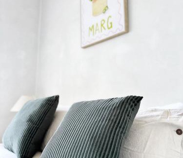 Brisbane Apartamento | La Pague - Near CBD - Parking - 2 Bedroom Retreat