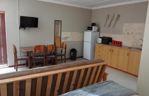 Beaufort West Casa | La Paix Guesthouse