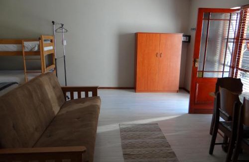 Beaufort West Casa | La Paix Guesthouse