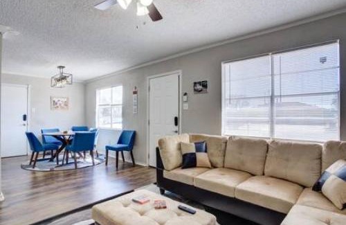 Lubbock Casa | La Palma Lodge Near Texas Tech and Top Restaurants