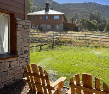 San Carlos de Bariloche Casa | La Pampita en Villa Arelaquen Casa M14
