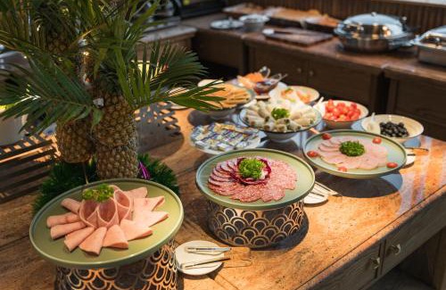 Hang Bac Hotel | La Passion Hanoi Hotel & Apartment