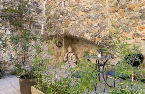 Saint-Sauveur-de-Cruzieres Casa | LA PATISSERIE