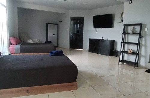 Santa Cruz Xoxocotlán Hotel | LA PATRONA HOSTAL