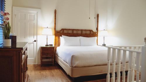Old Town Hotel | La Pensione Inn - Adult Exclusive