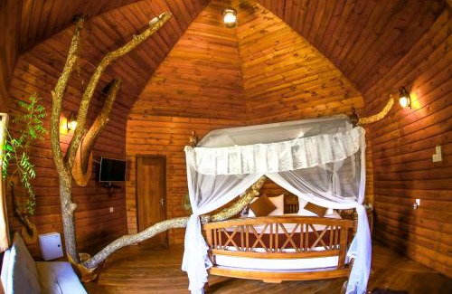 Hambegamuwa Hotel | La Pentera