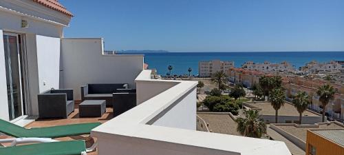 Roquetas de Mar Apartamento | La Perla Azul Playa - Terraza al Sol