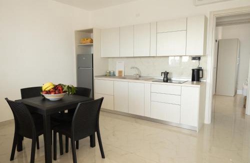Ricadi Apartamento | LA PERLA MARE- Wi-fi and free parking