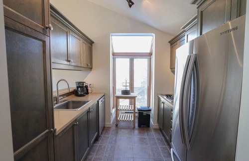 Stoneham Casa | La Perle Alpine | Mountain, Comfort & Charm