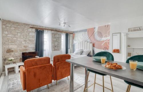 Centre-Ville Apartamento | La Perle de Pontoise - studio proche Paris JO Paris 2024