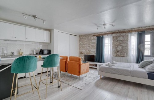 Centre-Ville Apartamento | La Perle de Pontoise - studio proche Paris JO Paris 2024