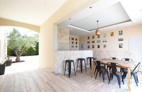 Carpentras Casa | La Perle du sud