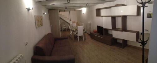 Rivisondoli Apartamento | la petit maison