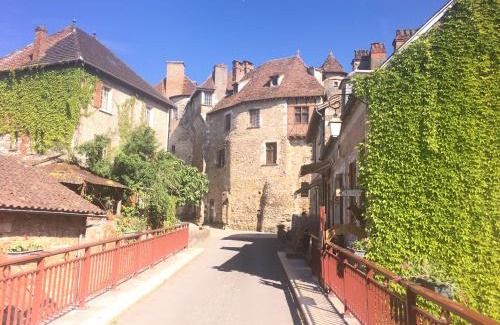 Carennac Cama Y Desayuno | La Petite Auberge