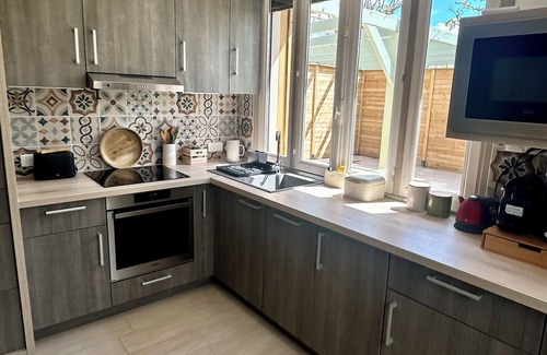Cabourg Casa | La Petite Biz Maison Avec Jardin à 300m de la Plage de Cabourg