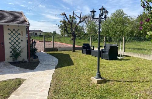 Billy Casa | La Petite Bonbonnière, proche du Zoo de Beauval, au calme