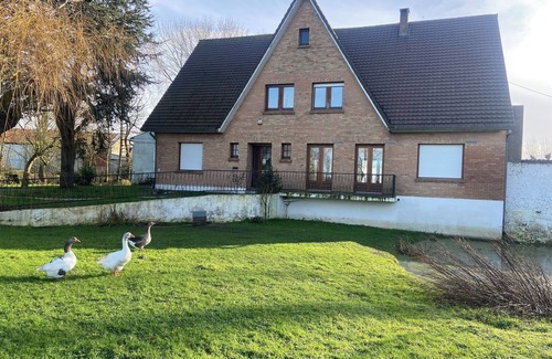 Quaedypre Apartamento | La Petite C'rénité (self-catering cottage) 2 steps from BERGUES and the coastal beaches
