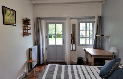 Les Hauts de Saint-Aubin Cama Y Desayuno | La Petite Charnasserie