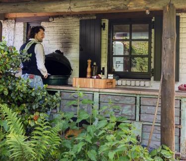 Lawijn Cabina | La Petite Foret Cottage In Brussels Countryside