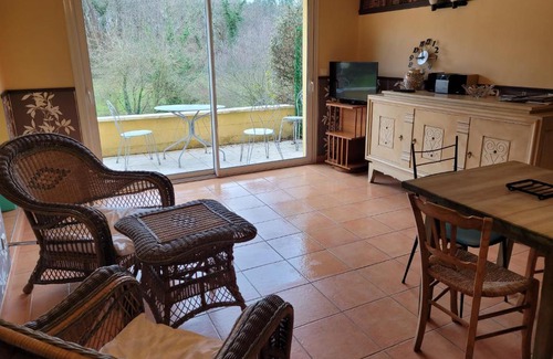 Saint-Bonnet-sur-Gironde Casa | La Petite MARVINIERE