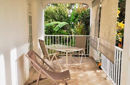 Ducos Apartamento | La petite Golondrina - Appartement T2 chaleureux dans un cadre paisible verdoyant